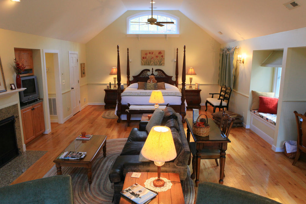 The Inn At Sugar Hollow Farm Crozet Exteriör bild
